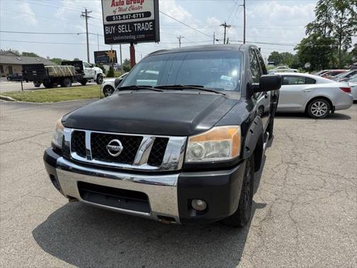 2010 Nissan Titan SE