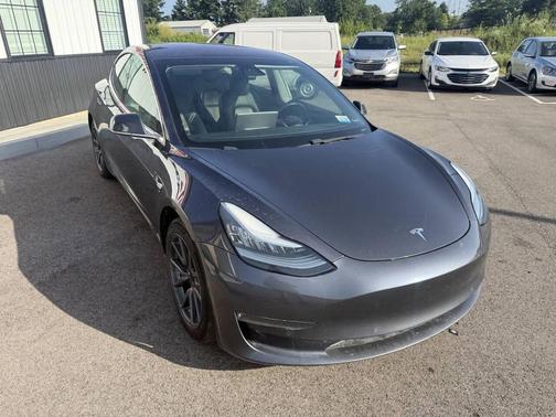 Gray 2018 Tesla Model 3 Long Range