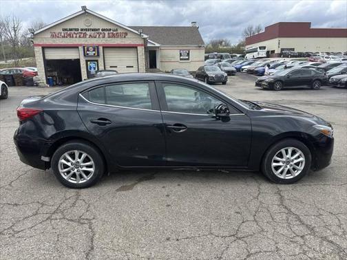 2018 Mazda Mazda3 Sport