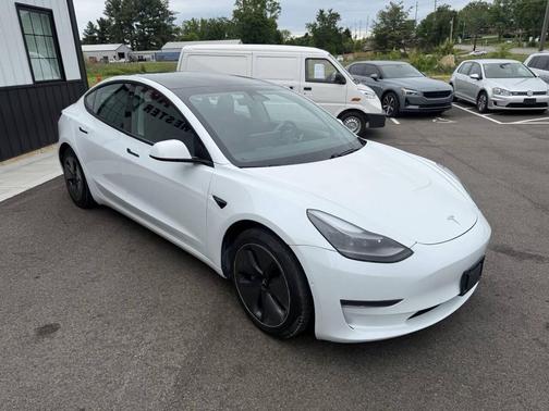 White 2021 Tesla Model 3 Standard Range Plus
