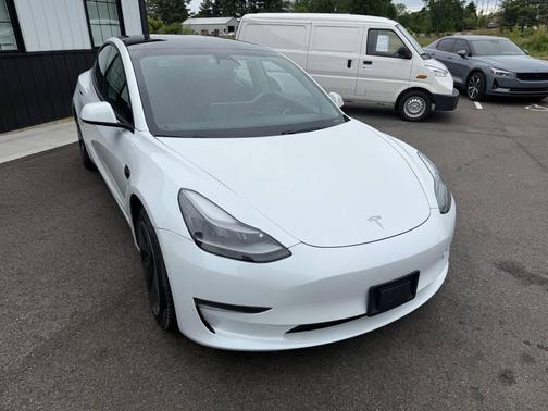 White 2021 Tesla Model 3 Standard Range Plus