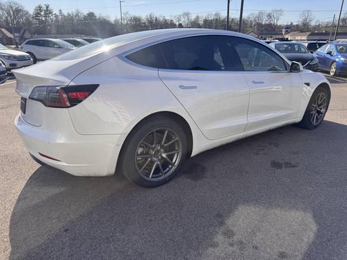 2020 Tesla Model 3 Standard Range Plus