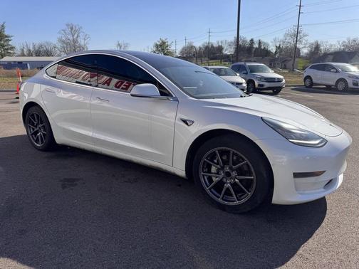 2020 Tesla Model 3 Standard Range Plus