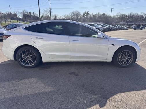 2020 Tesla Model 3 Standard Range Plus