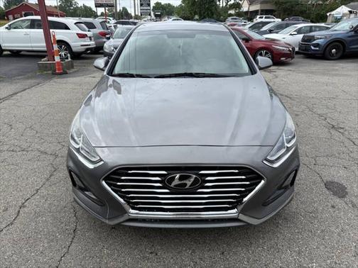 2018 Hyundai SONATA SE