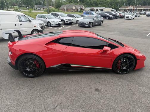 Rosso Mars Metallic 2016 Lamborghini Huracan LP580-2
