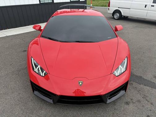 Rosso Mars Metallic 2016 Lamborghini Huracan LP580-2