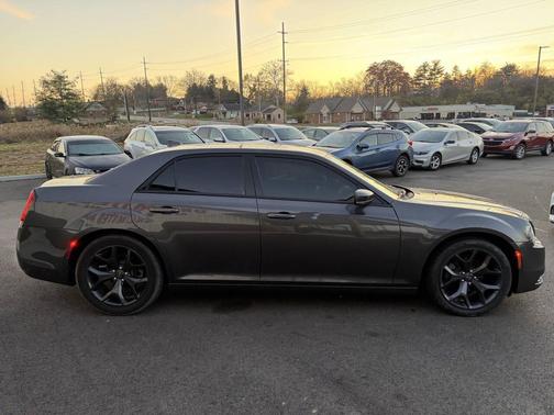2021 Chrysler 300 S