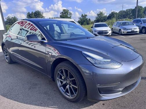 Gray 2018 Tesla Model 3 Long Range