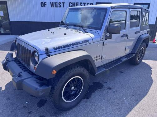 Silver 2013 Jeep Wrangler Unlimited Sport