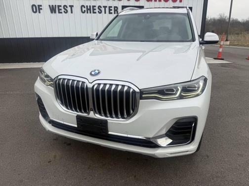 White 2021 BMW X7 xDrive40i