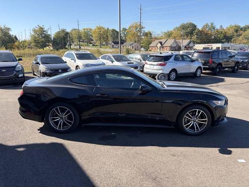 2017 Ford Mustang EcoBoost