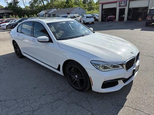 2017 BMW 750 i xDrive
