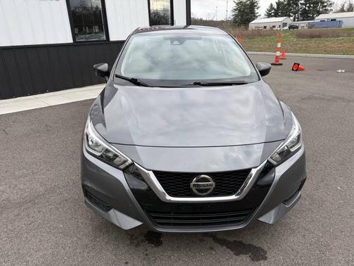 2022 Nissan Versa 1.6 S