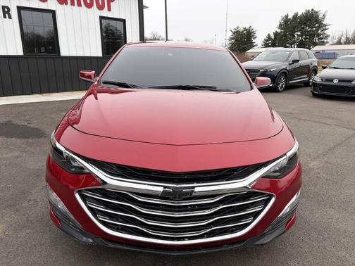 2025 Chevrolet Malibu FWD RS