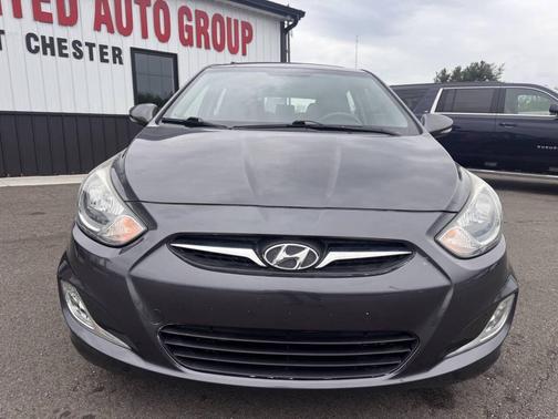 Gray 2013 Hyundai Accent SE
