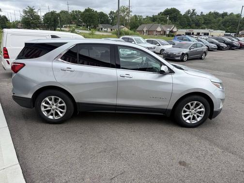 Silver Ice Metallic 2020 Chevrolet Equinox 1LT
