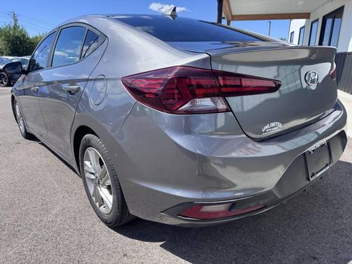 Gray 2019 Hyundai ELANTRA SEL