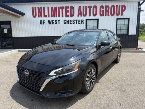 Black 2023 Nissan Altima 2.5 SV