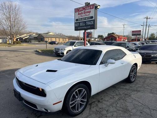 2019 Dodge Challenger SXT