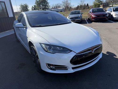 2013 Tesla Model S Performance