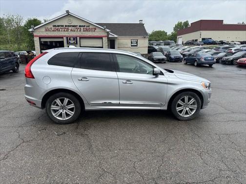 2017 Volvo XC60 T5 Inscription
