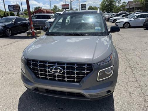 2022 Hyundai VENUE SEL 4dr Crossover