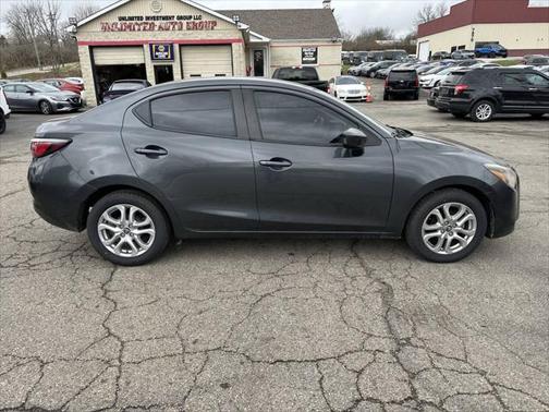 2017 Toyota Yaris iA Base