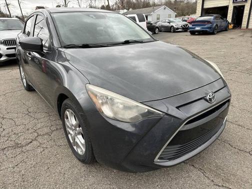 2017 Toyota Yaris iA Base