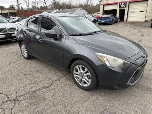 2017 Toyota Yaris iA Base