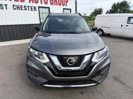 Gun Metallic 2017 Nissan Rogue SV