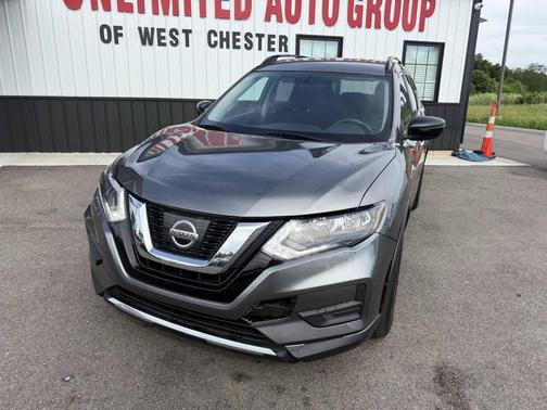 Gun Metallic 2017 Nissan Rogue SV