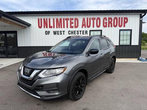 Gun Metallic 2017 Nissan Rogue SV