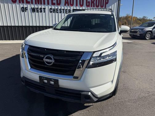 2022 Nissan Pathfinder SV 4dr SUV