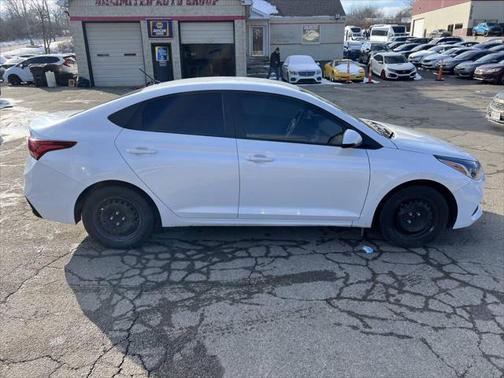 2020 Hyundai Accent SE 4dr Sedan CVT