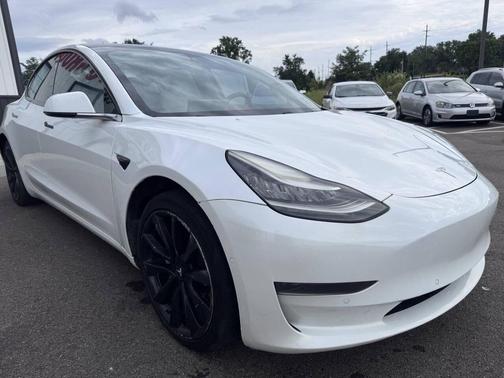 Pearl White Multi-Coat 2020 Tesla Model 3 Standard Range Plus
