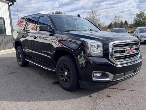 Black 2017 GMC Yukon SLT