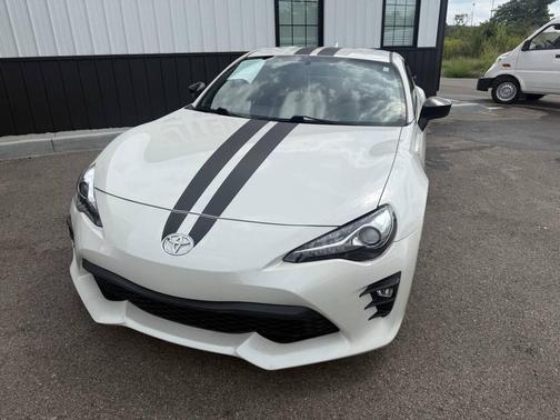 White 2017 Toyota 86 860 Special Edition