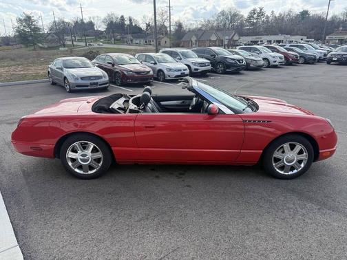2004 Ford Thunderbird Deluxe
