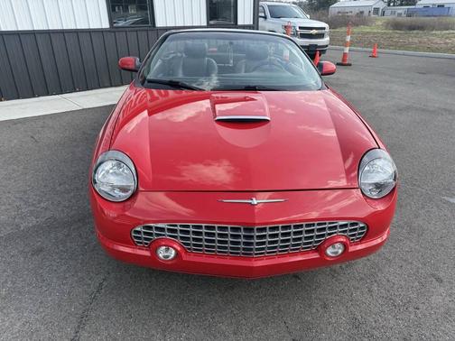 2004 Ford Thunderbird Deluxe