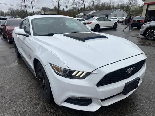 2017 Ford Mustang V6