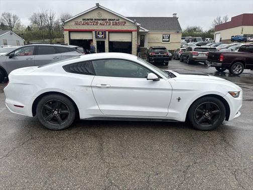 2017 Ford Mustang V6
