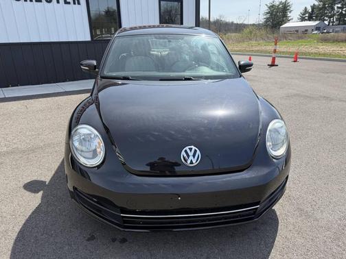 Black 2016 Volkswagen Beetle 1.8T