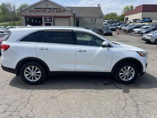 2018 Kia Sorento LX