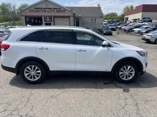 2018 Kia Sorento LX
