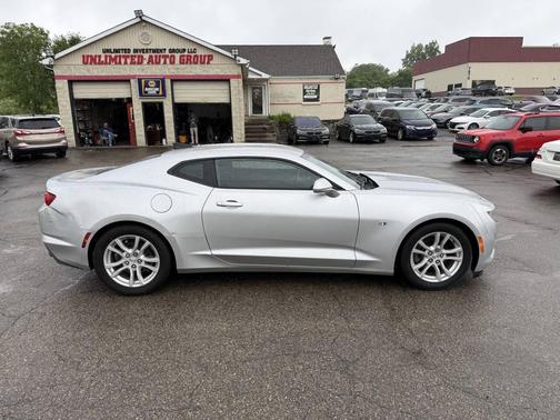 2019 Chevrolet Camaro 1LS