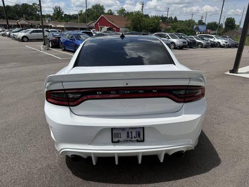 Bright White Clearcoat 2016 Dodge Charger SRT Hellcat