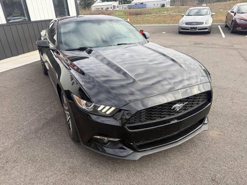 2017 Ford Mustang EcoBoost