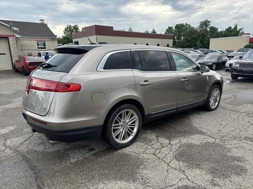 2019 Lincoln MKT Reserve