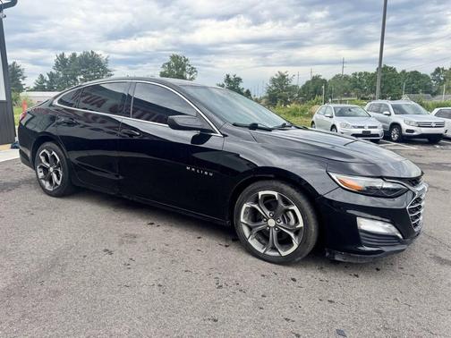 Black 2022 Chevrolet Malibu LT